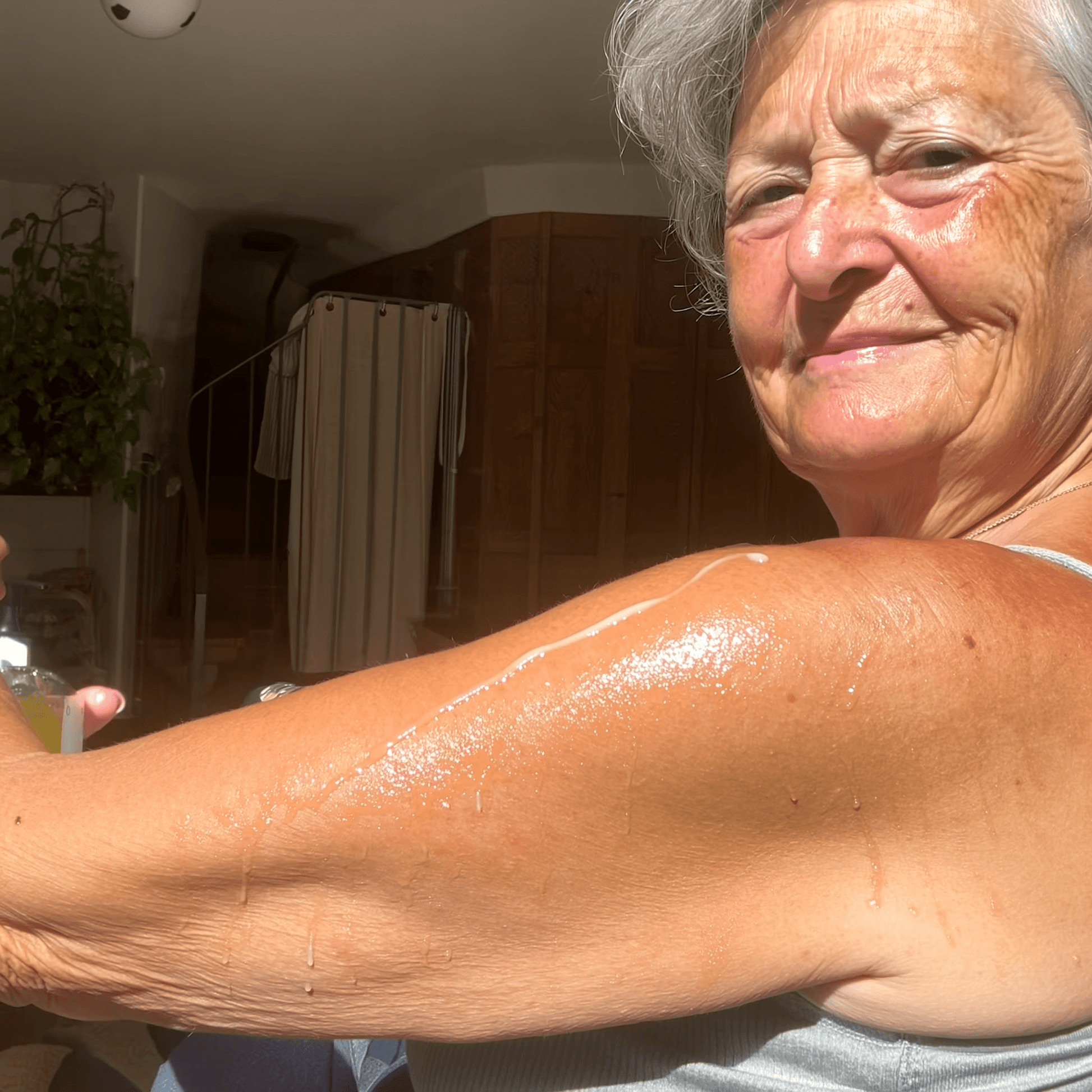 The Body Oil Formulated for Menopausal Skin Transformation - cronecauldron